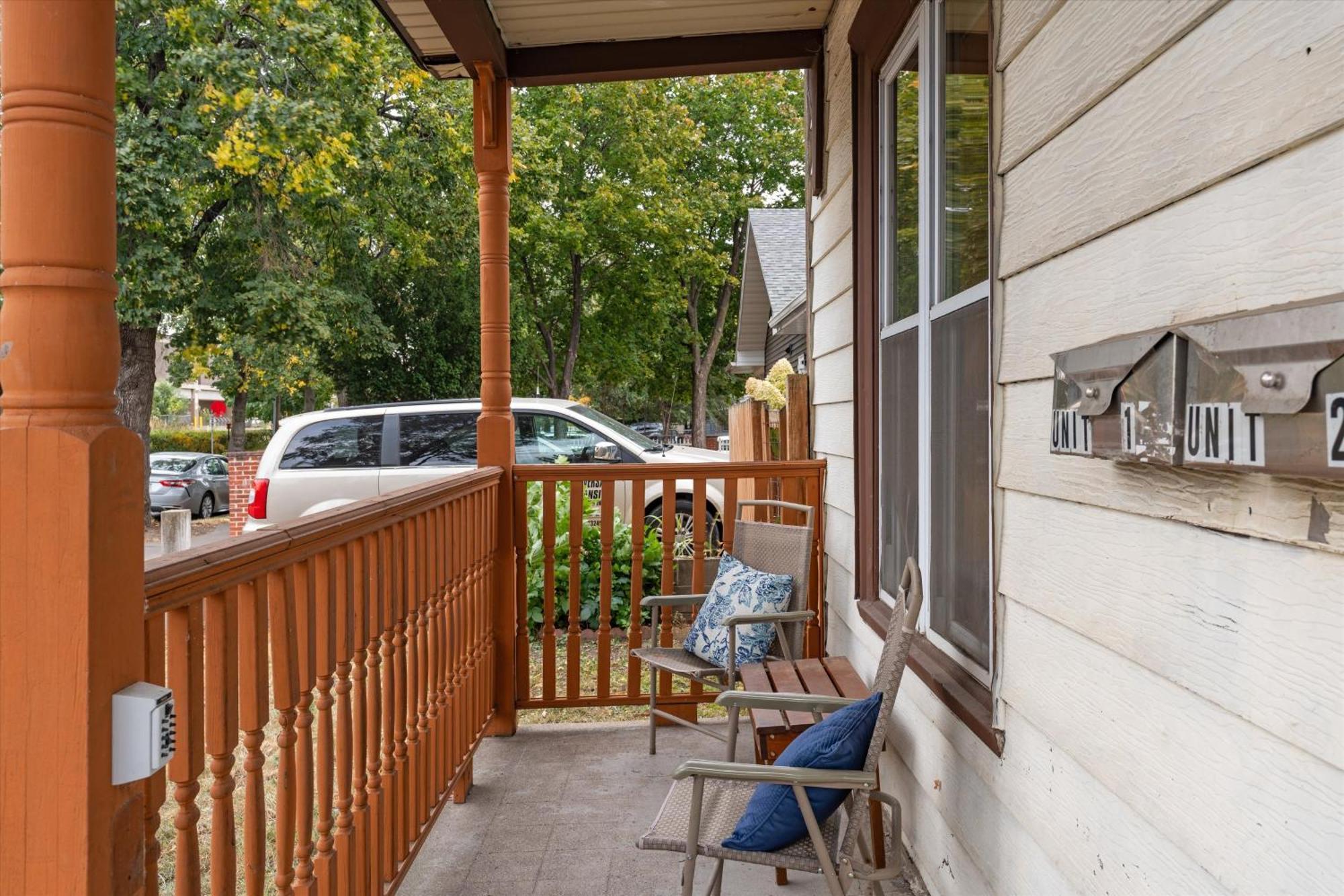Tulip House - Quiet Home 10 Minutes From Downtown Minneapolis Exterior foto